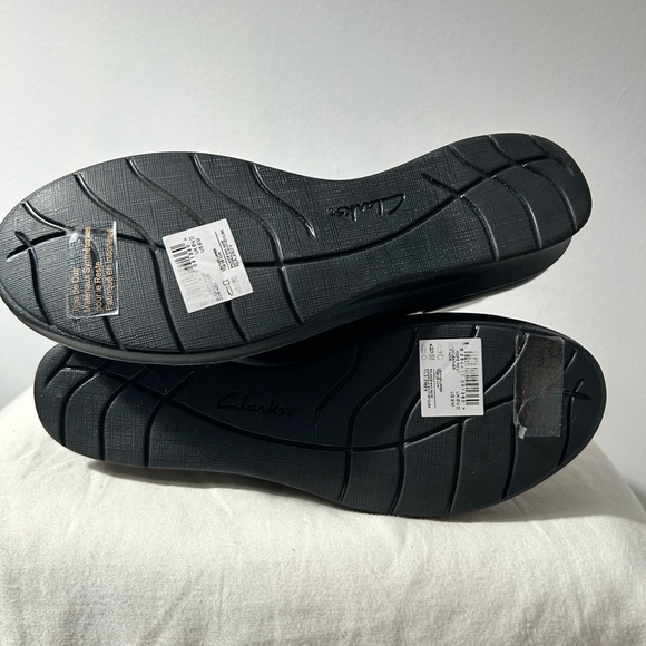 Clarks Black Ankle Booties - Picture 9 of 10